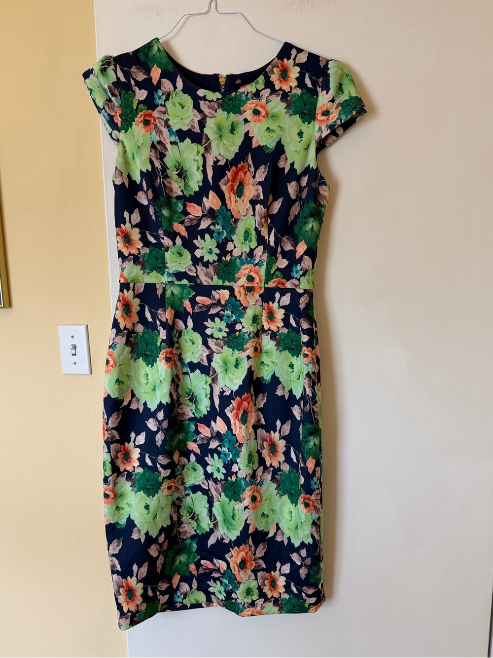 BETSEY JOHNSON dress - size 8 - NWT